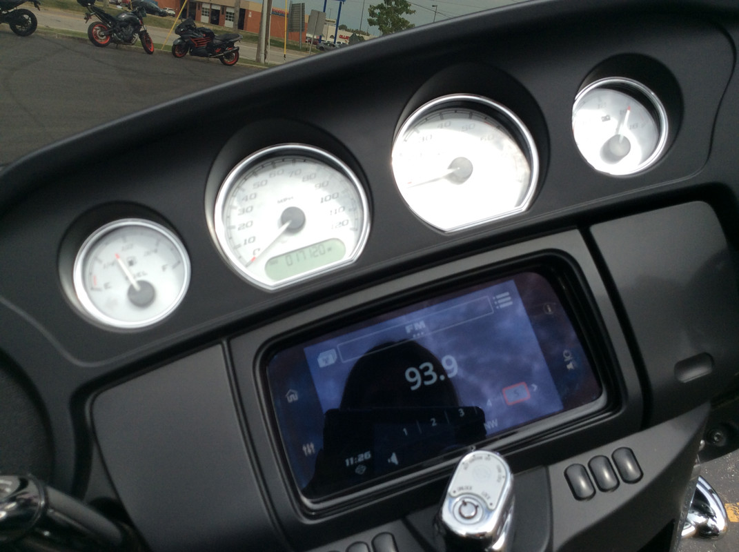 Street Glide®