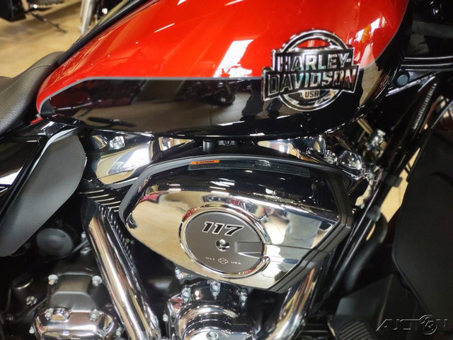 Street Glide® Ultra