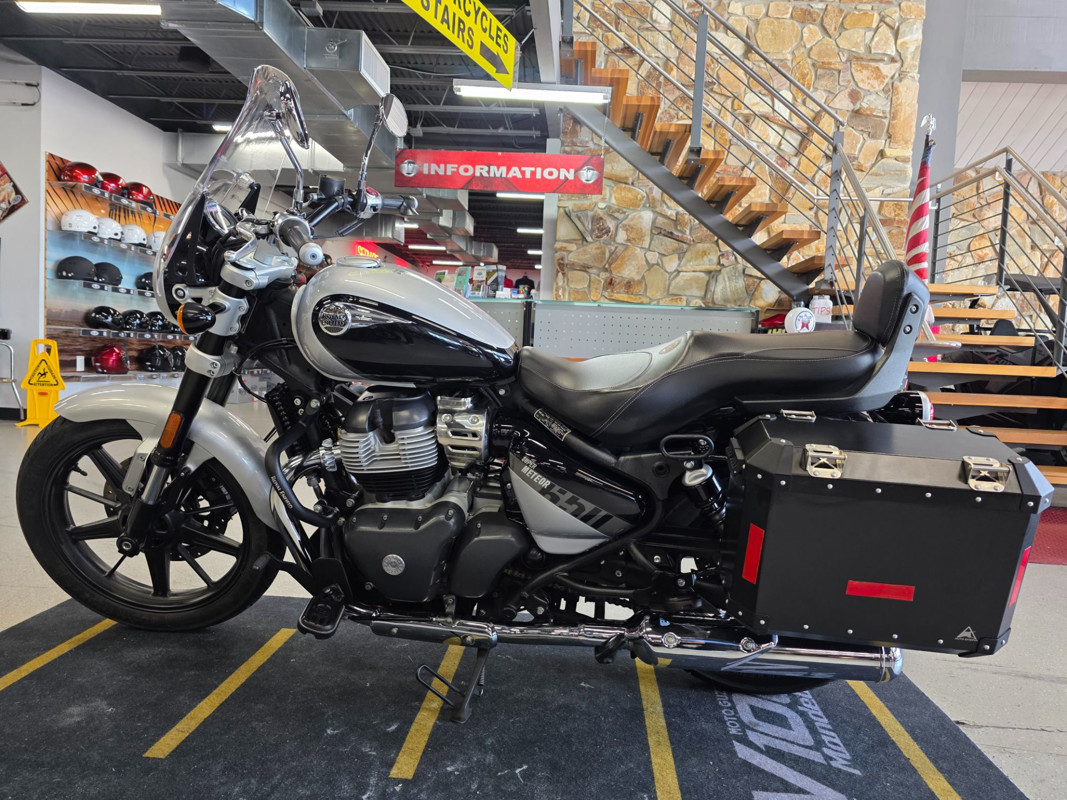 Super Meteor 650