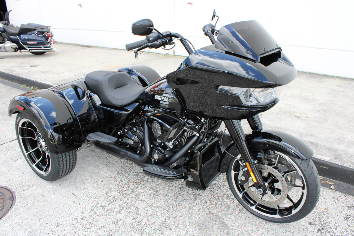 Road Glide® 3