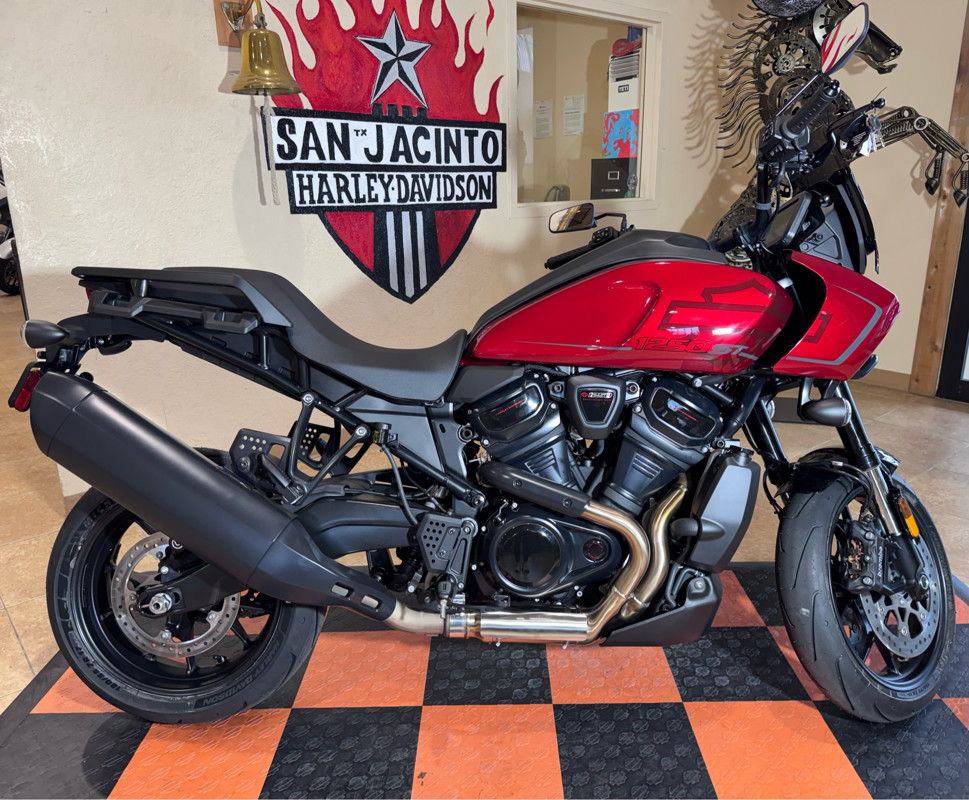 Pan America® 1250 ST