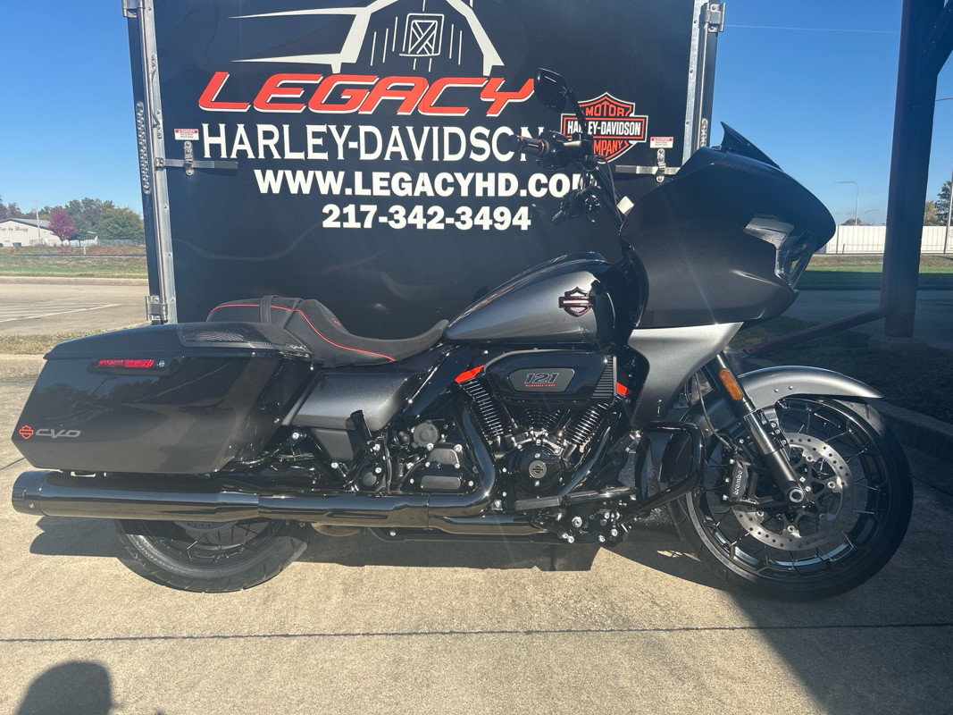 CVO® Road Glide®