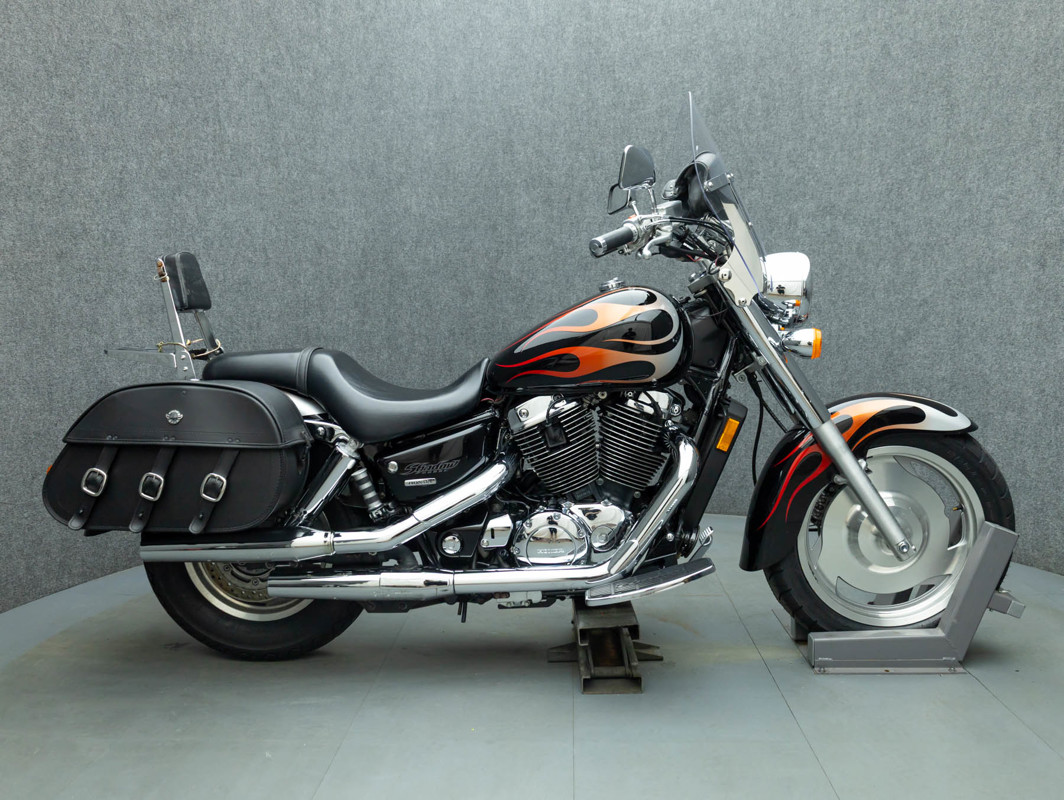 Shadow 1100 Sabre