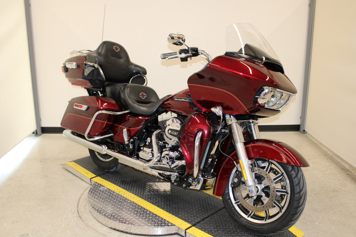Road Glide® Ultra