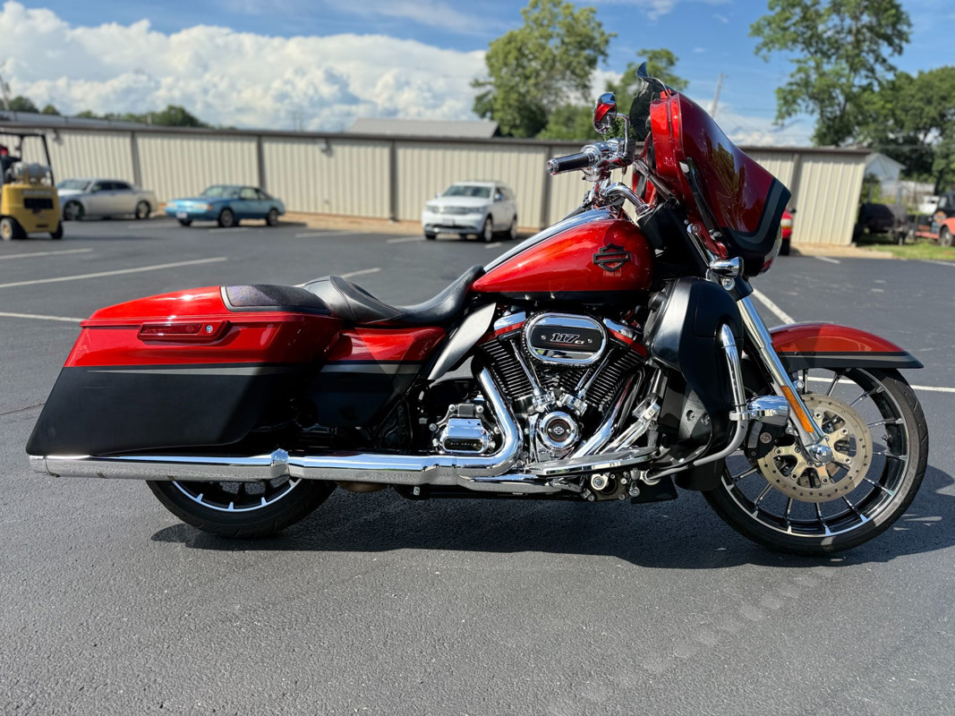 CVO® Street Glide®
