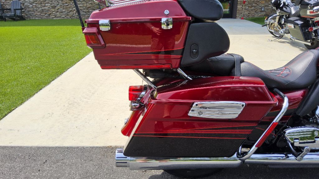 CVO™ Road Glide® Ultra