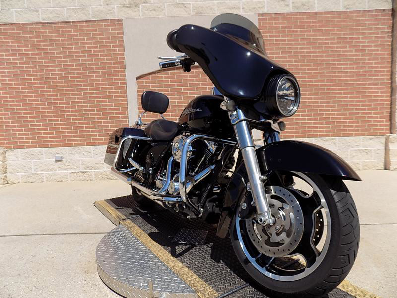 Street Glide®