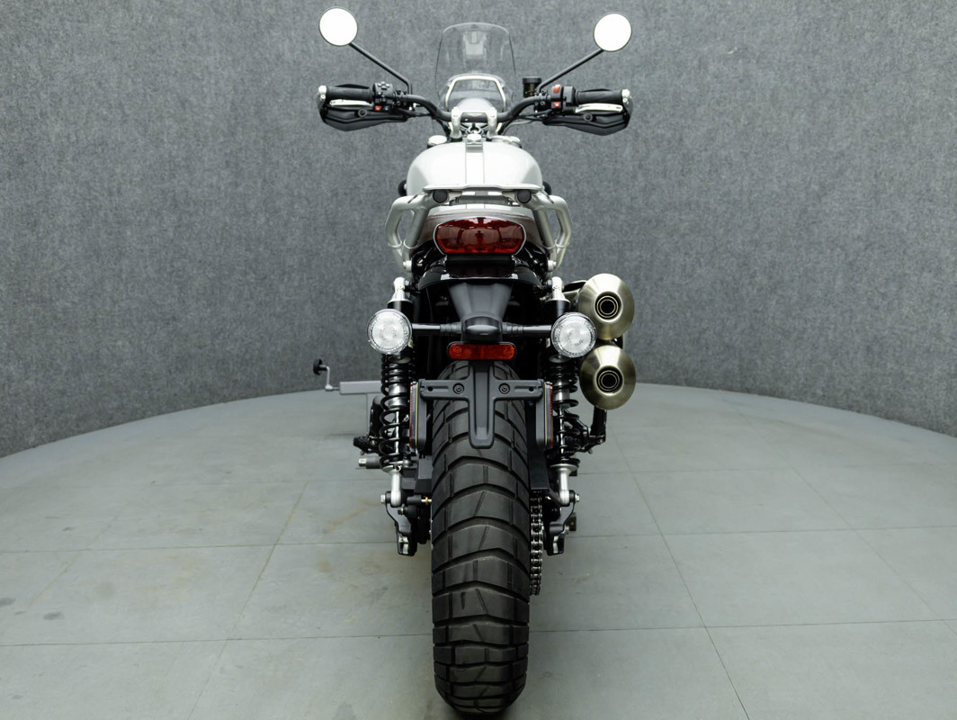 Scrambler 1200 X