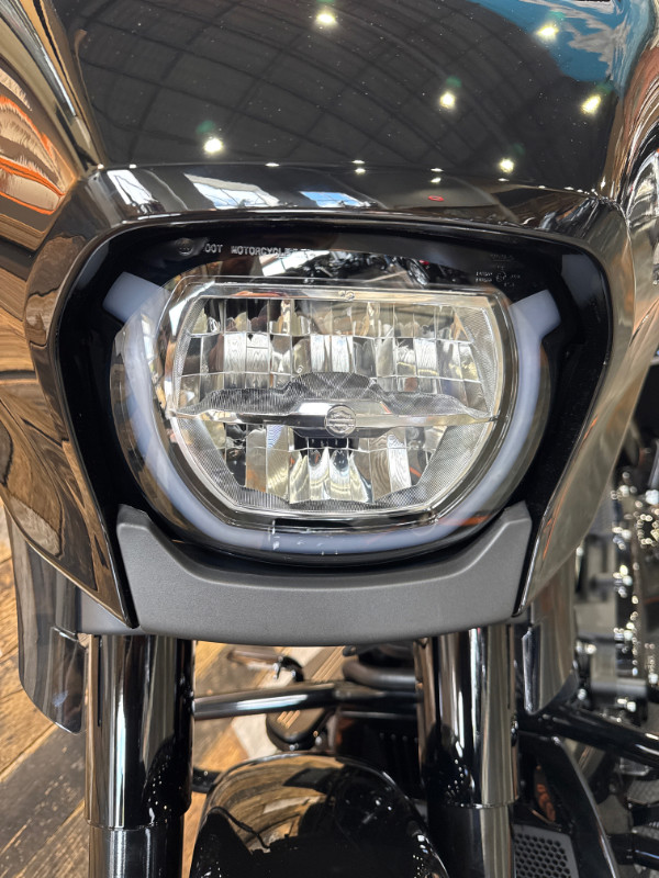 Street Glide®