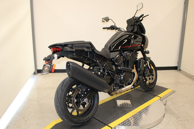 Pan America® 1250 ST