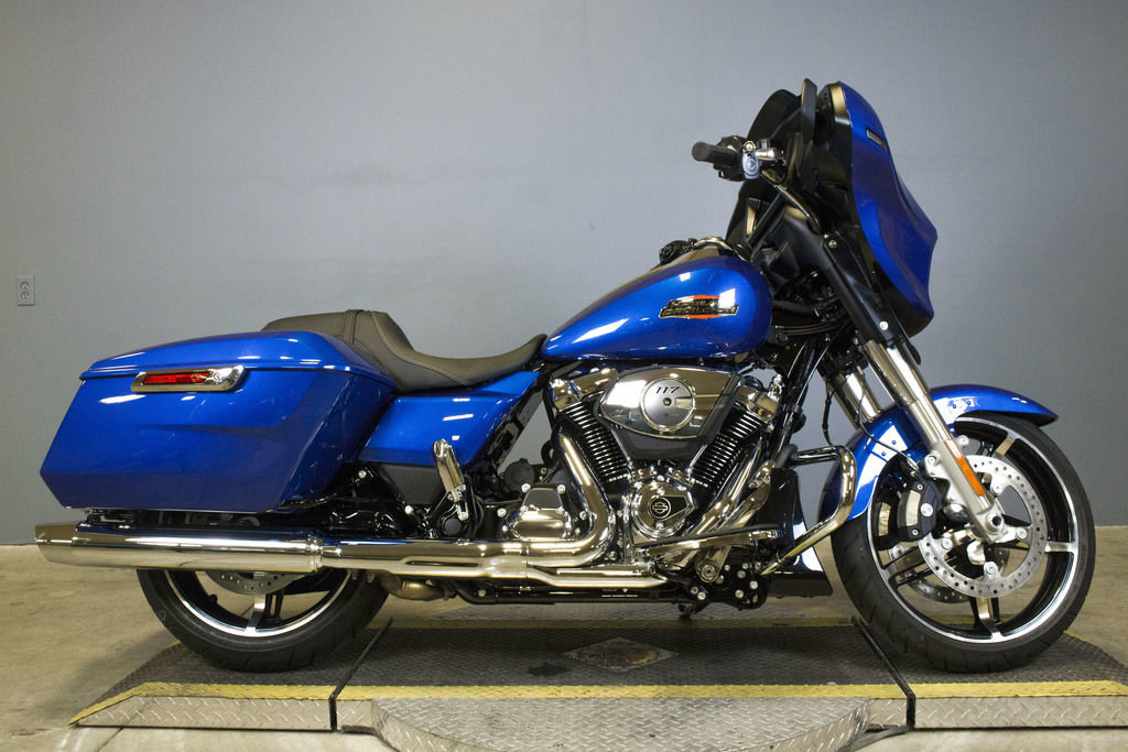 Street Glide®