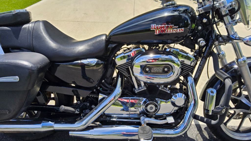 Sportster® SuperLow® 1200T