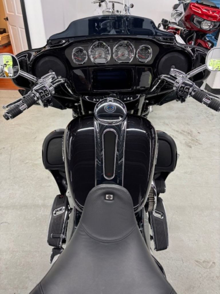 CVO Tri Glide® Ultra