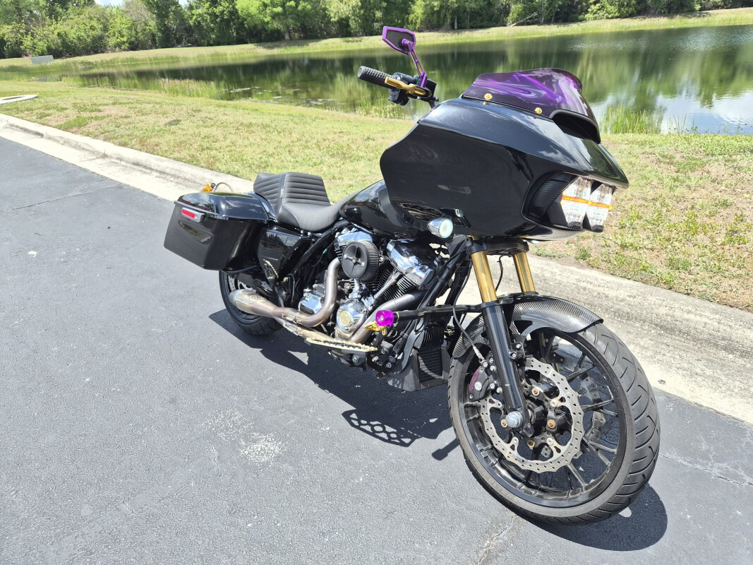 Road Glide®