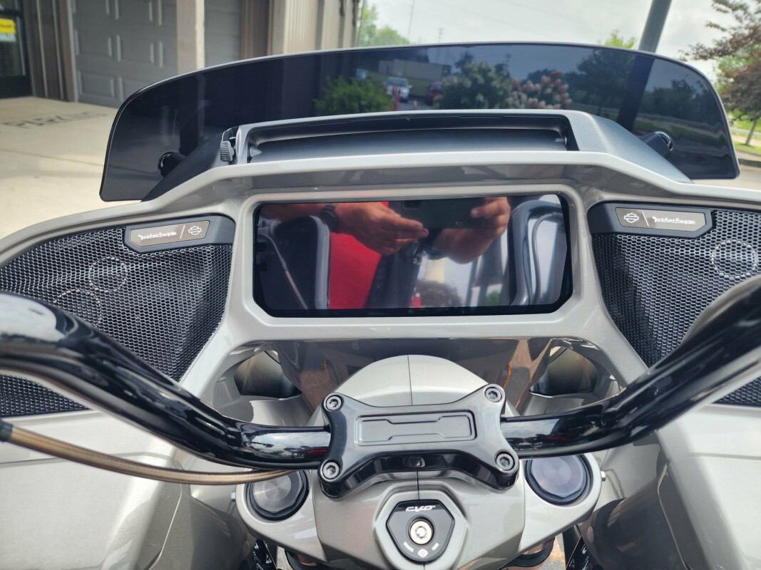 CVO® Road Glide®