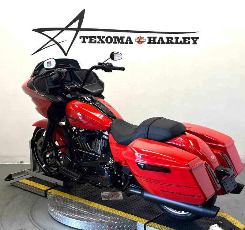 Road Glide®