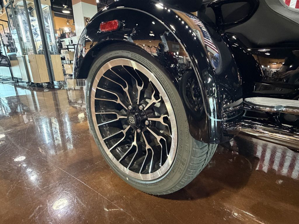 Street Glide® 3 Limited