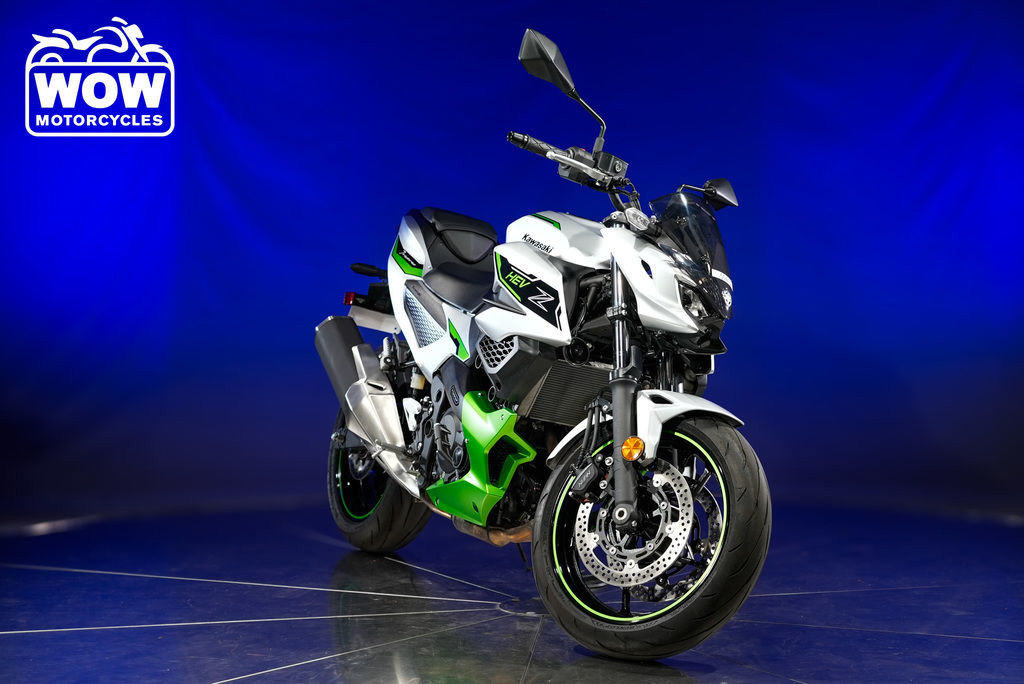 Z7 Hybrid