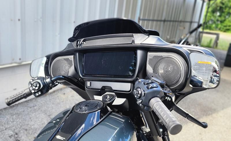 Street Glide®