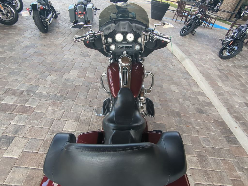 Street Glide®
