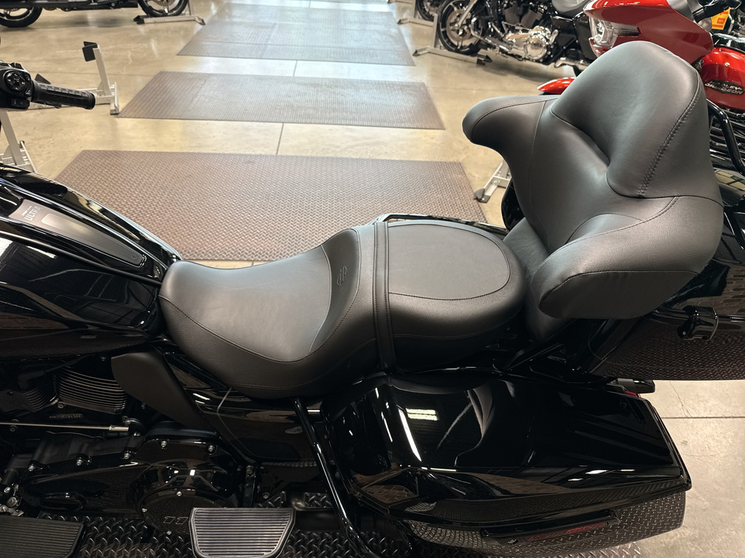Street Glide® Ultra