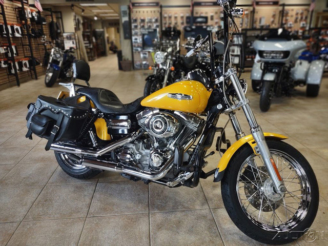 Dyna® Super Glide® Custom