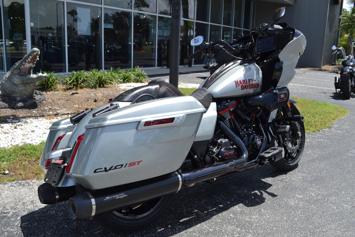 CVO® Road Glide® ST