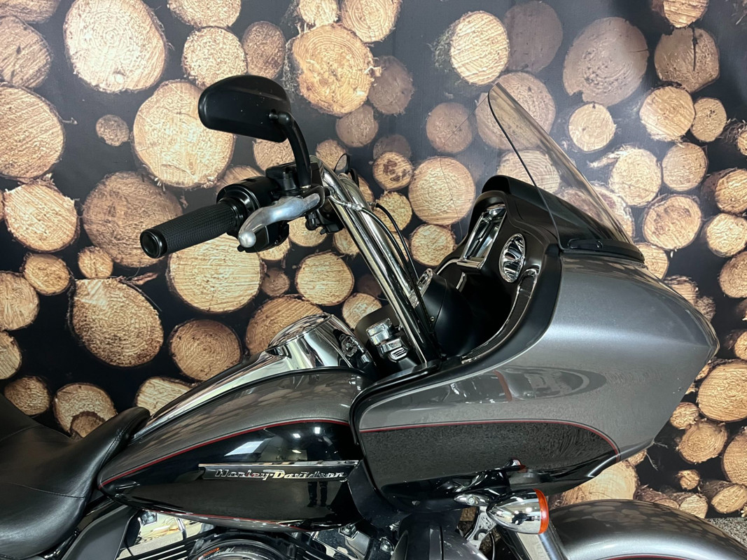Road Glide® Ultra