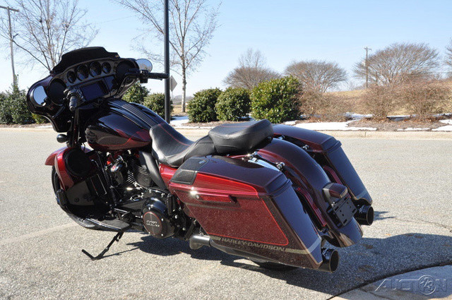 CVO® Street Glide®
