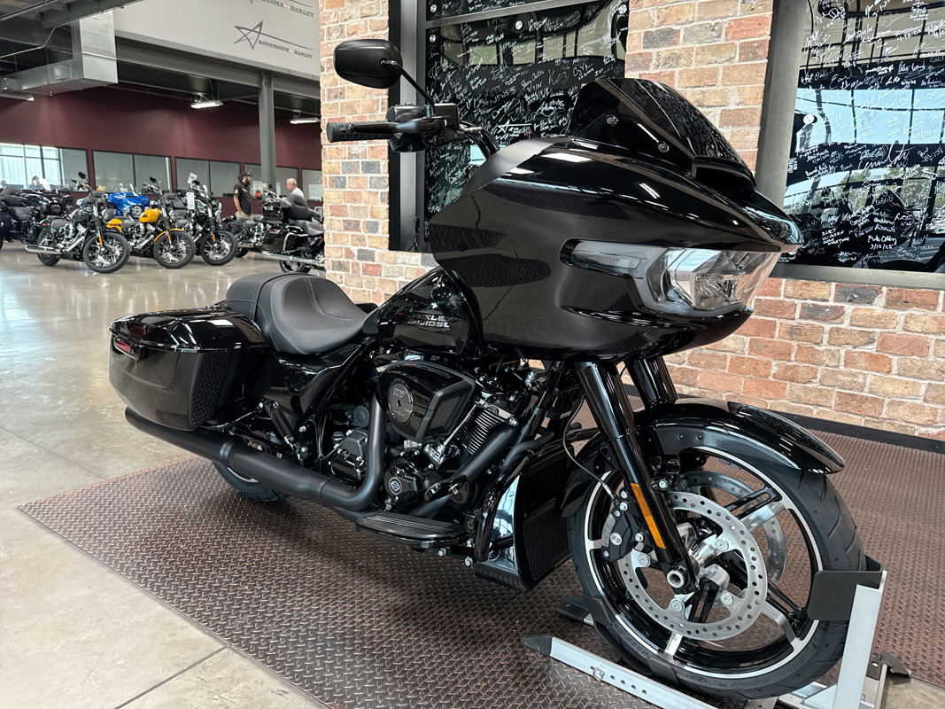 Road Glide®