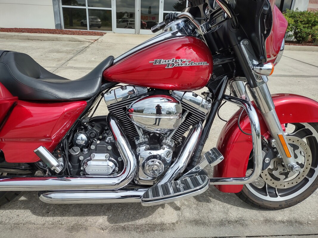 Street Glide®