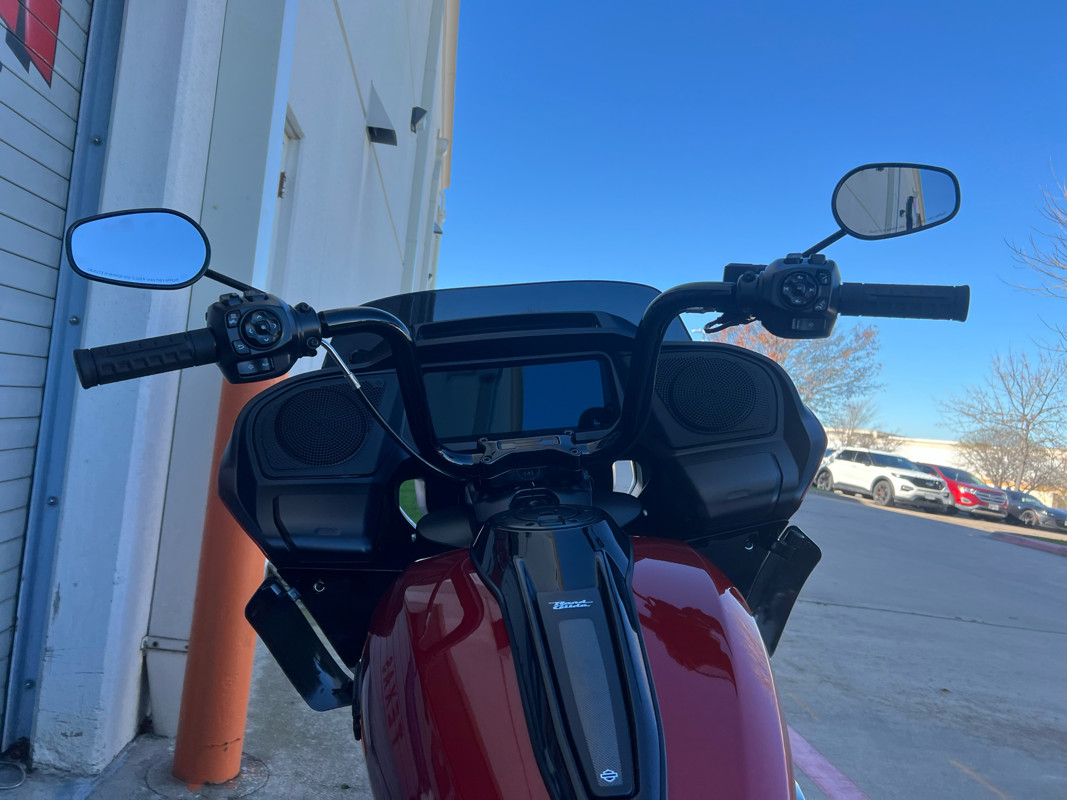 Road Glide®