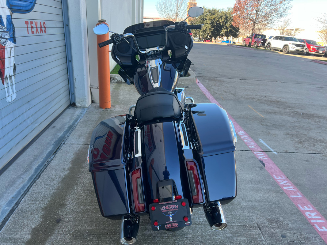 Road Glide®