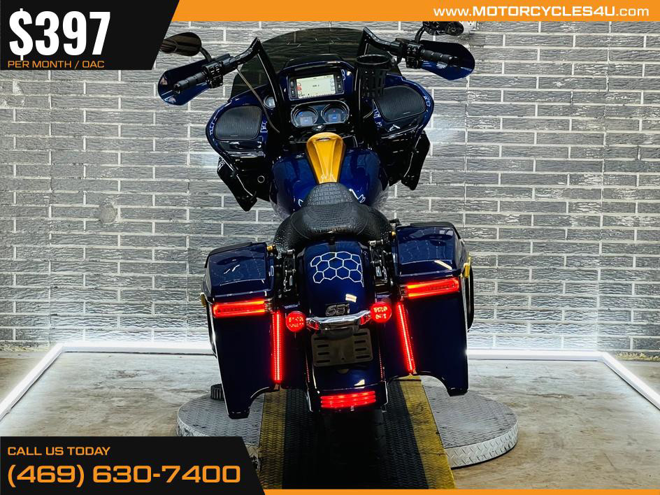 Road Glide®