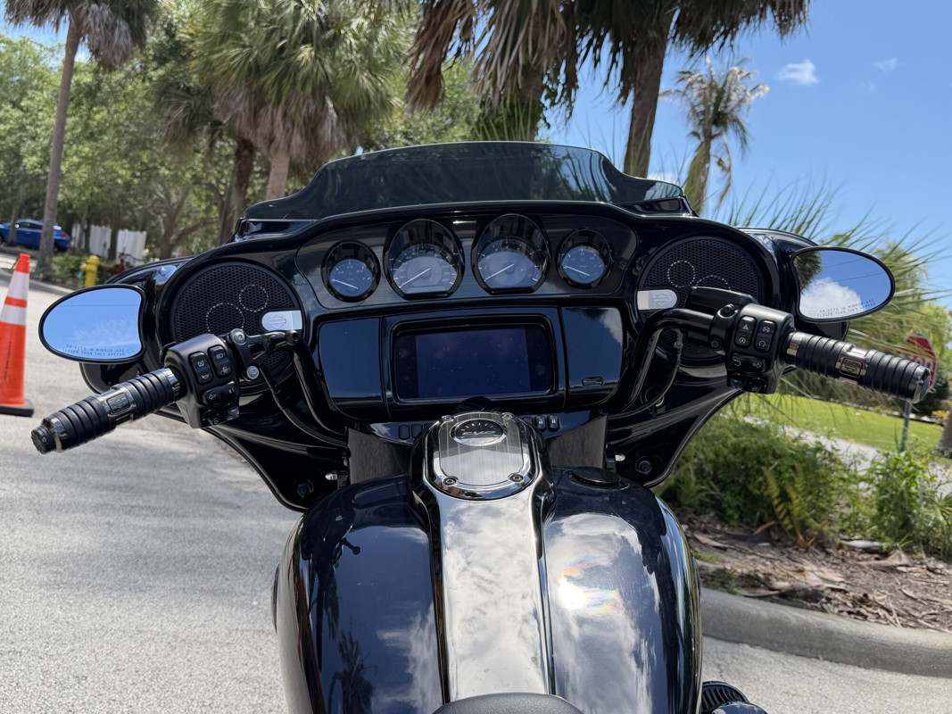 CVO® Street Glide®